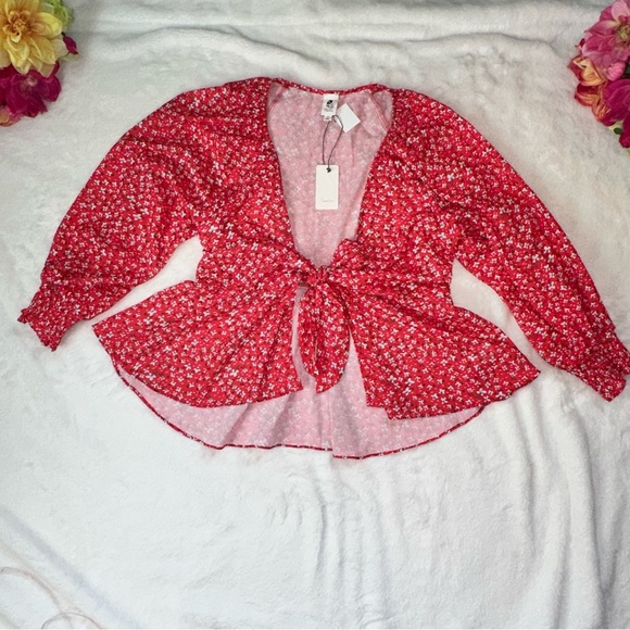 Floral tie front top - Picture 9 of 16